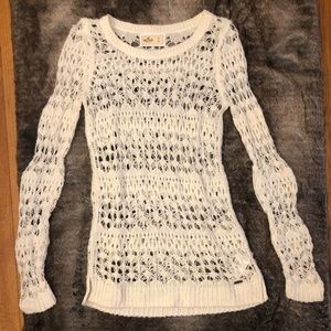 Creme Hollister sweater